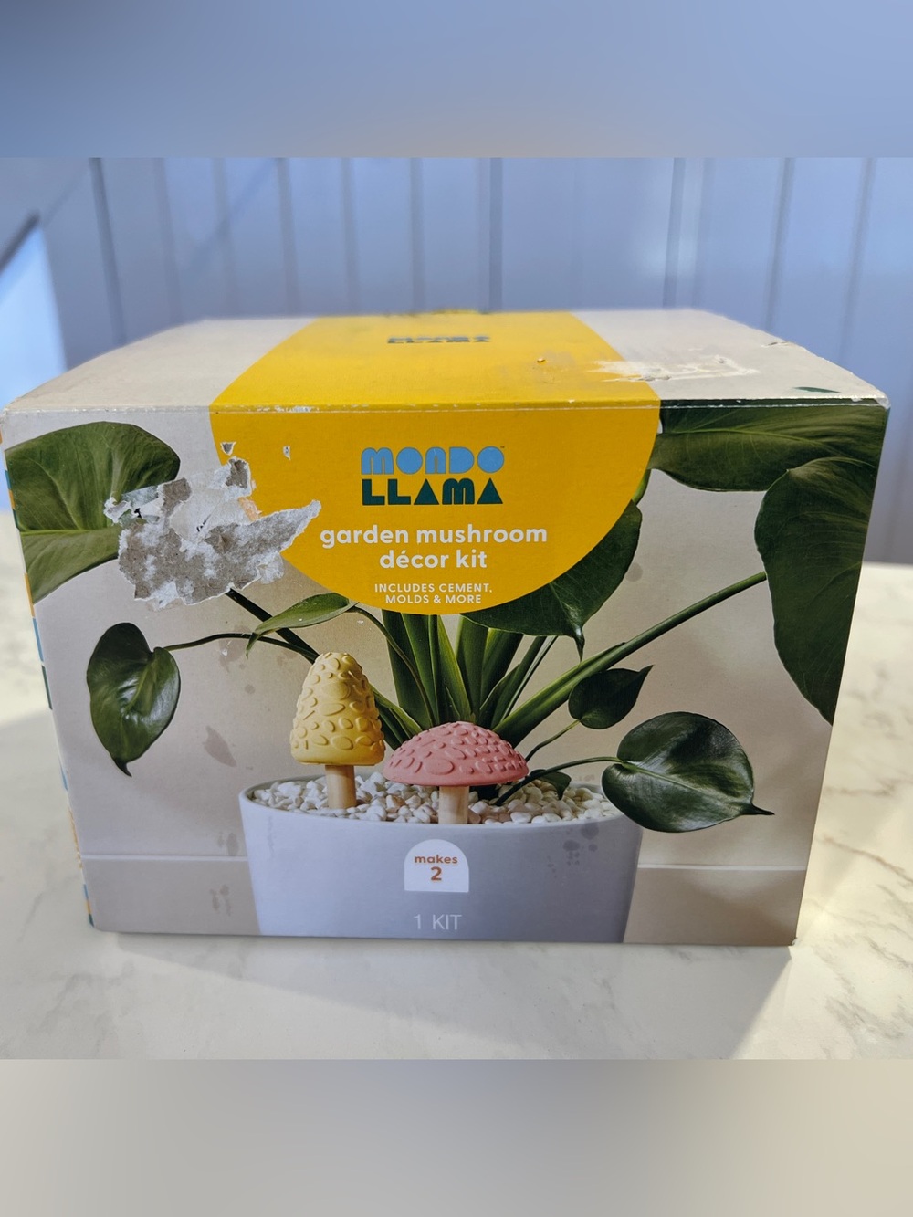 Mondo Llama Yellow & Pink Garden Mushroom Décor Kit